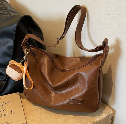 Fashionable Retro Dumpling Shoulder Messenger Bag – PU Leather, European & American Style