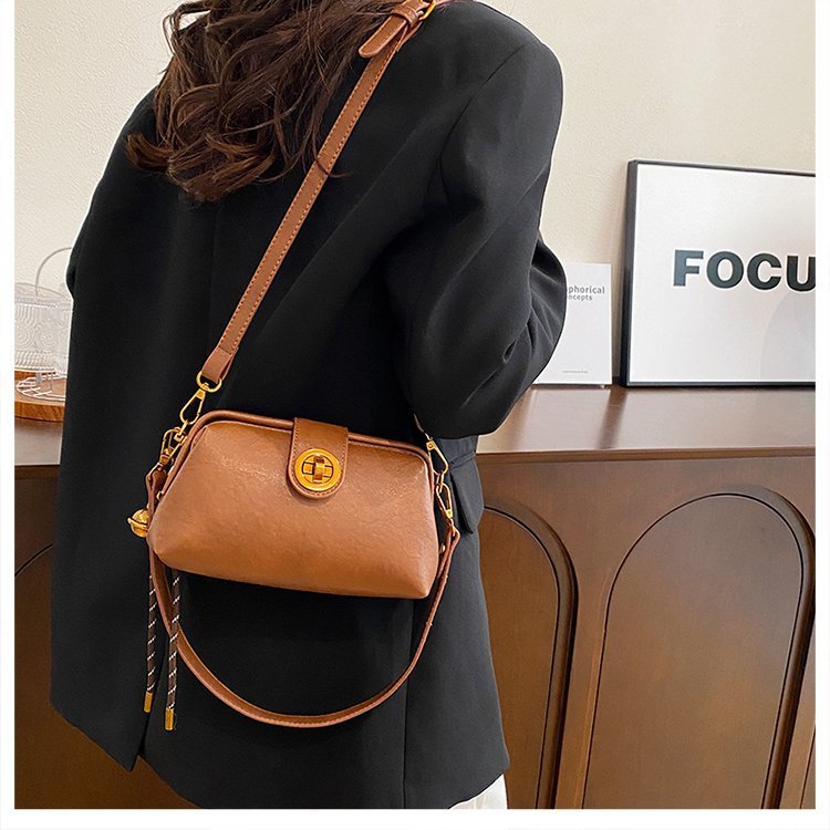 Retro Frosted Crossbody Bag for Women – Autumn & Winter