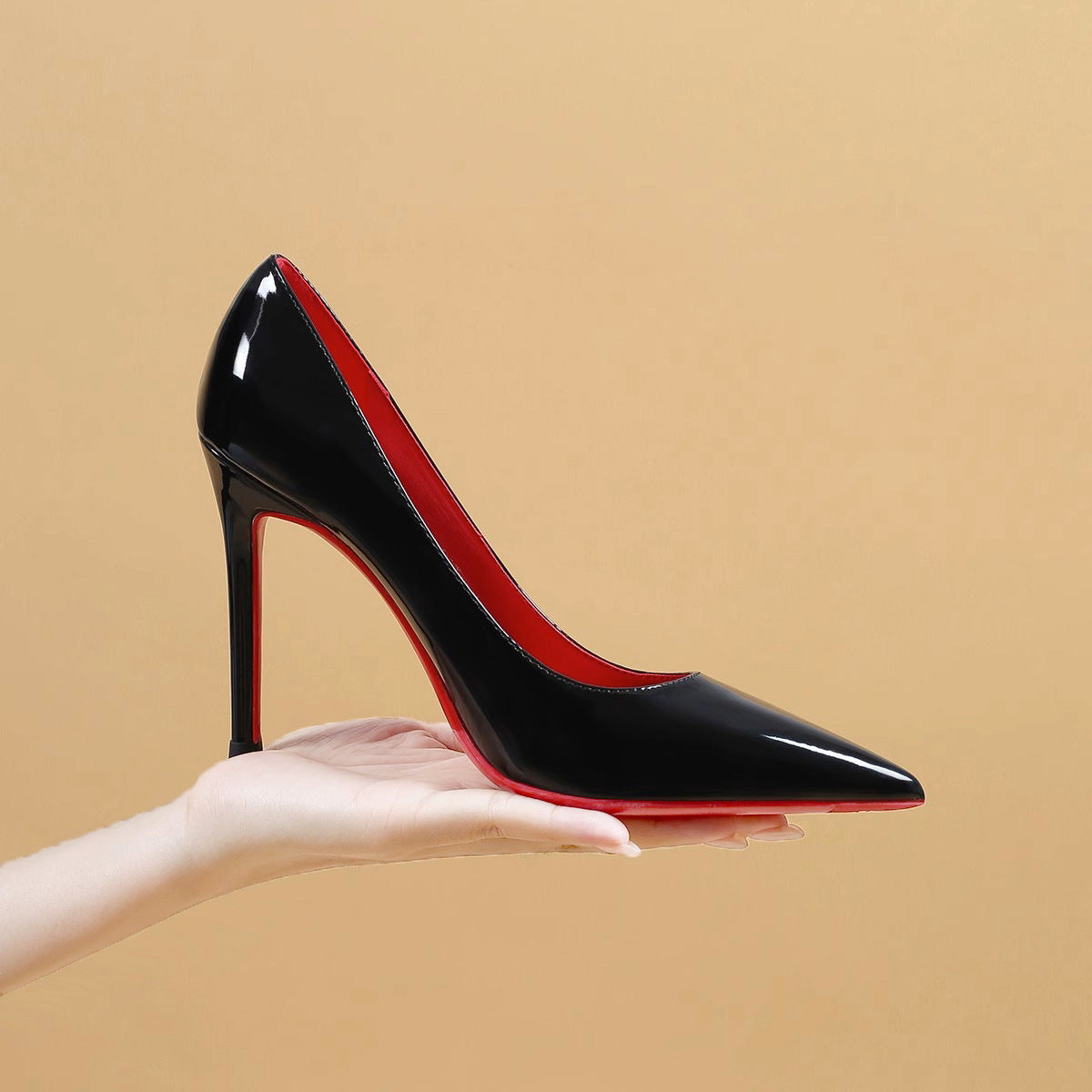 Escarpins Femme à Talon Stiletto – Talon Haut Noir avec Fond Rouge