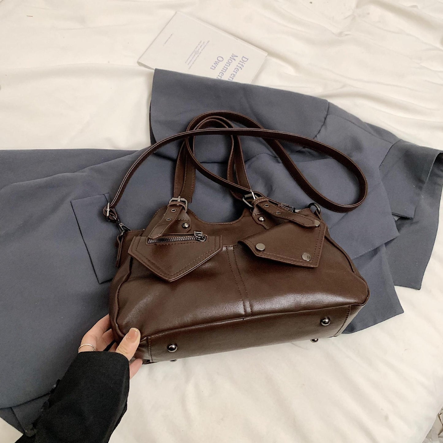 Sac Bandoulière Femme Grande Capacité Automne-Hiver – Style Rétro Décontracté PU