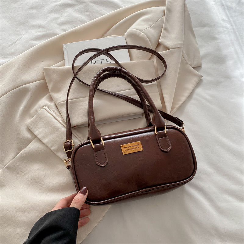 Retro Chic Commuter Messenger Bag – Portable, Stylish & Functional