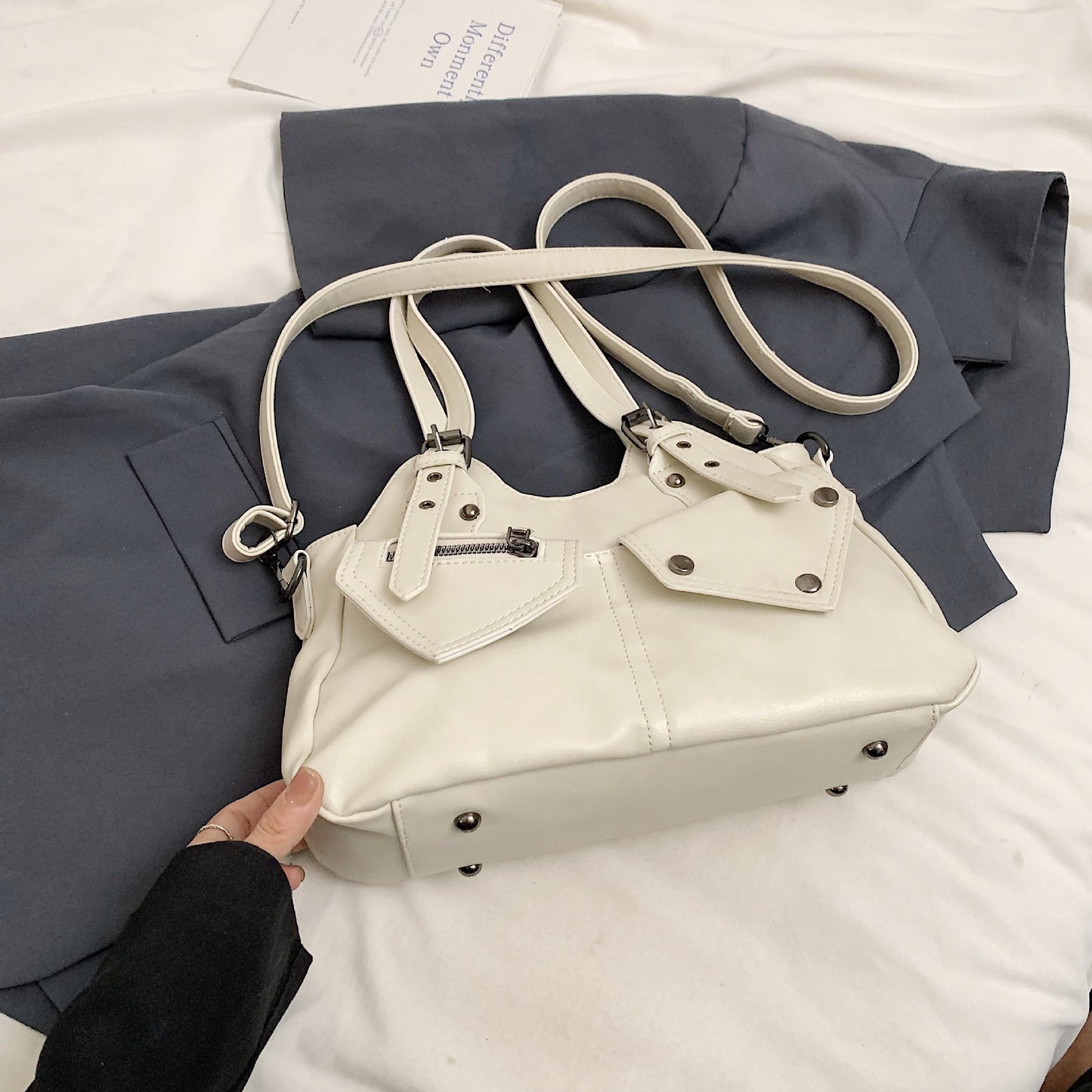 Sac Bandoulière Femme Grande Capacité Automne-Hiver – Style Rétro Décontracté PU