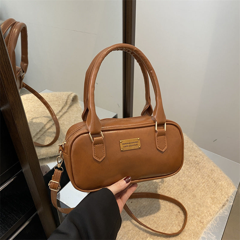 Retro Chic Commuter Messenger Bag – Portable, Stylish & Functional