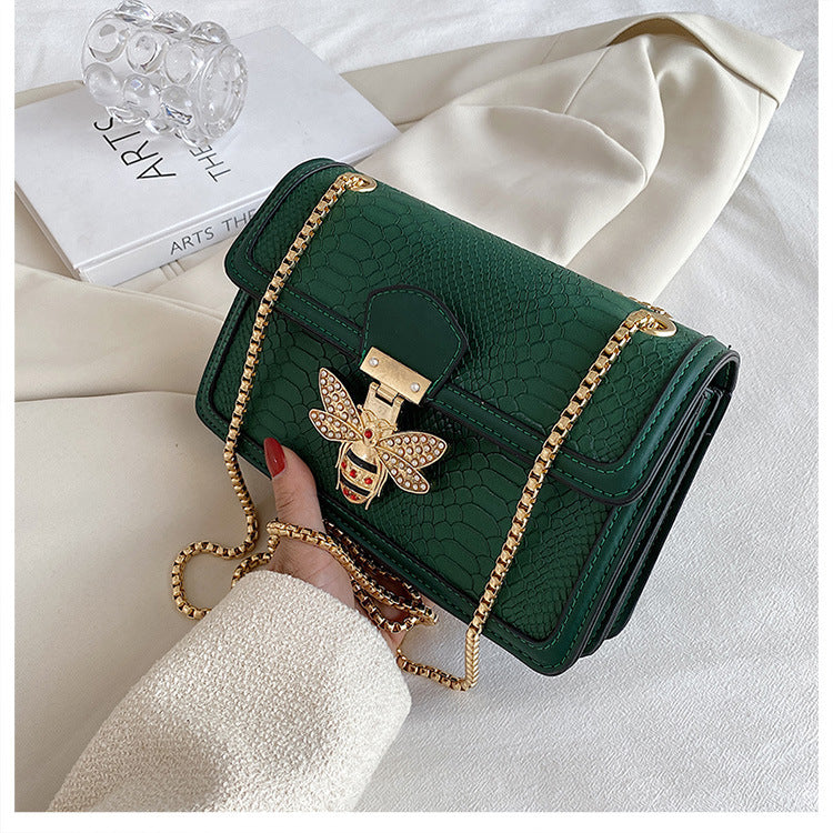 Sac Bandoulière Femme Tendance – Chaîne Élégante, Style Rétro et Urbain