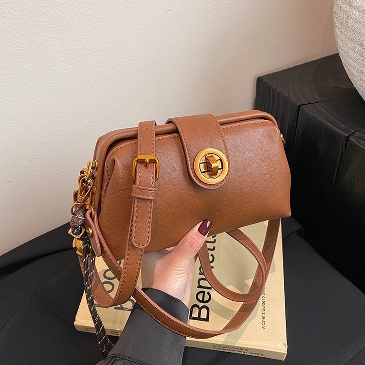 Retro Frosted Crossbody Bag for Women – Autumn & Winter