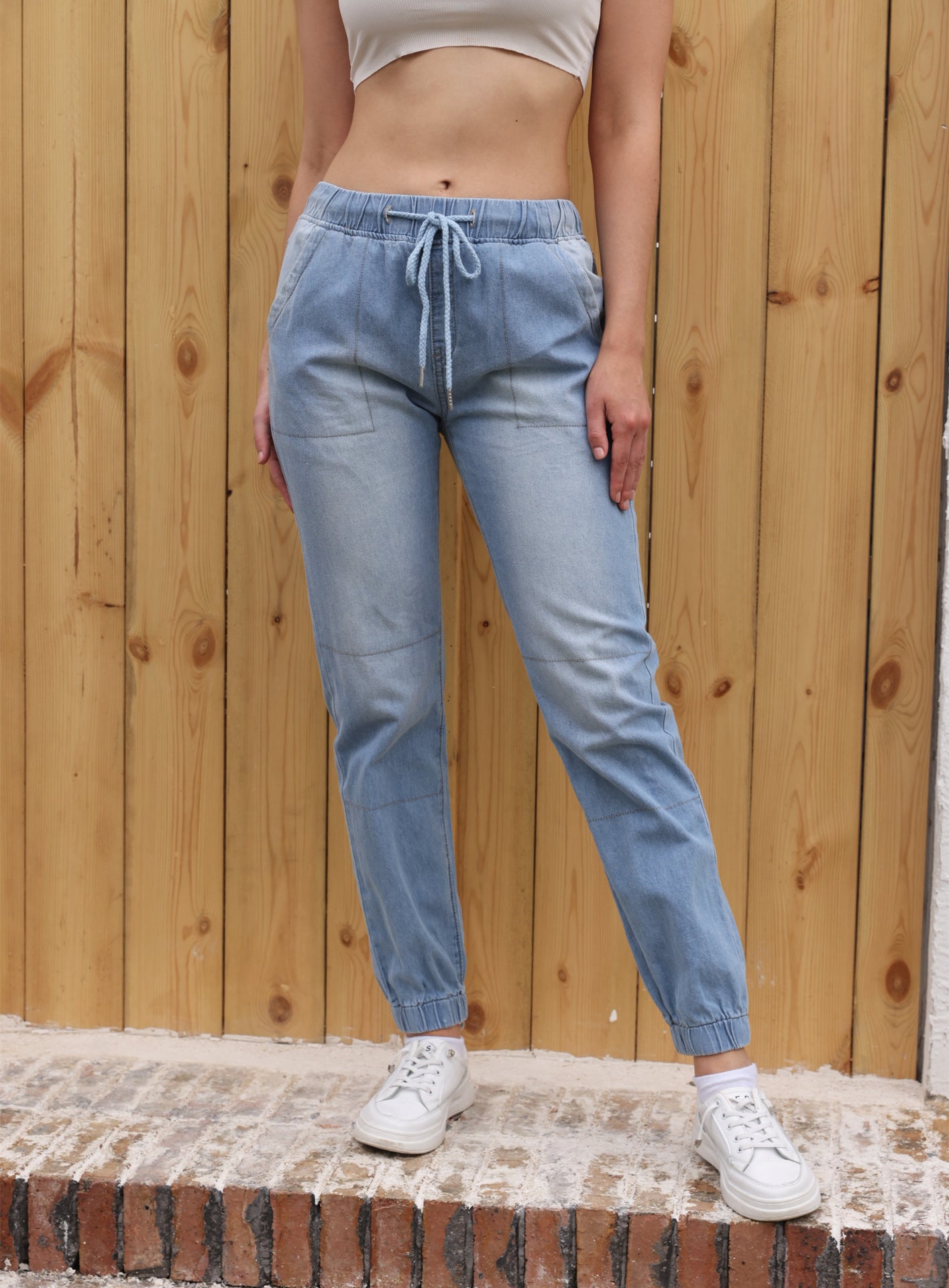 Jean Décontracté Femme Bleu Clair – Taille Élastique avec Cordon, Coupe Droite Confortable