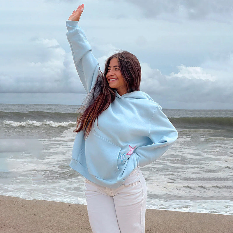 Sweat à Capuche Femme – Broderie Tendance, Manches Longues, Medium, Couleurs Variées