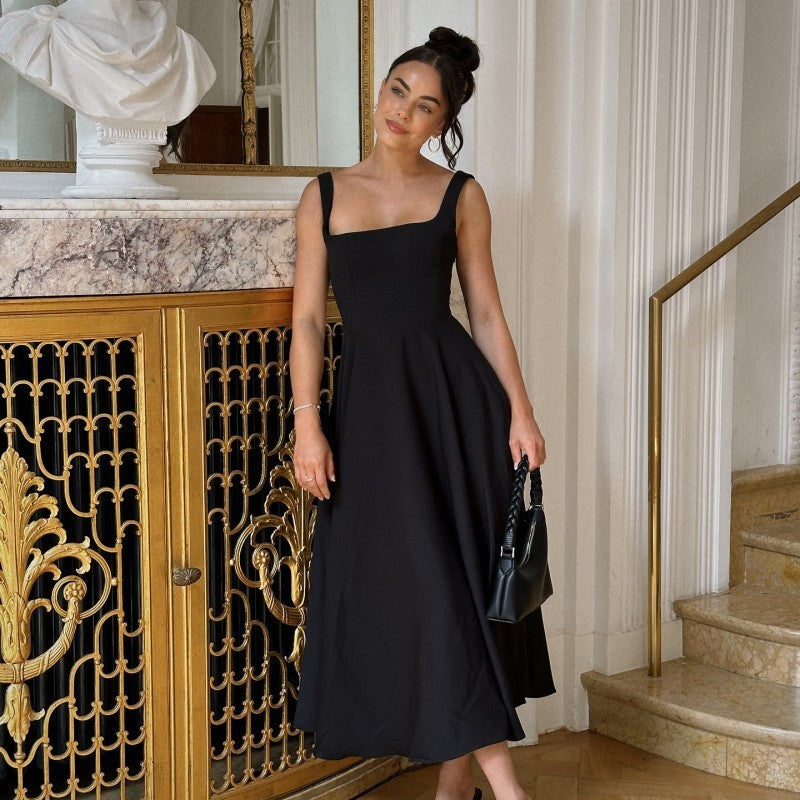 Robe Longue à Bretelles Col Carré – Taille Haute Ajustée, Sans Manches